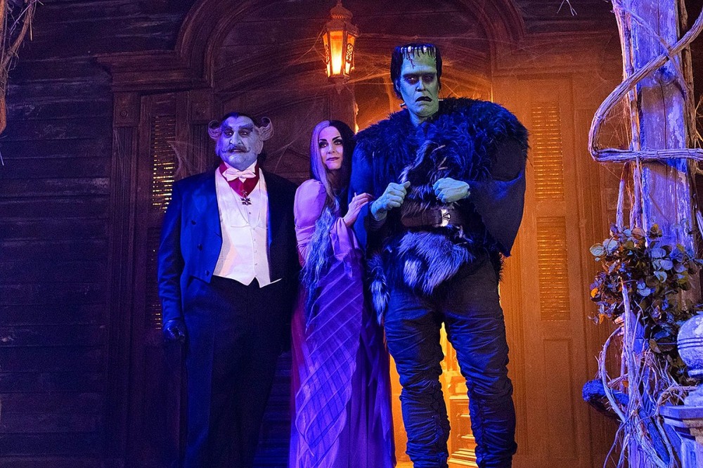 Rob Zombie’s ‘Munsters’ Movie Reboot to Premiere on Netflix Rob Zombie’s ‘Munsters’ Movie Reboot to Premiere on Netflix