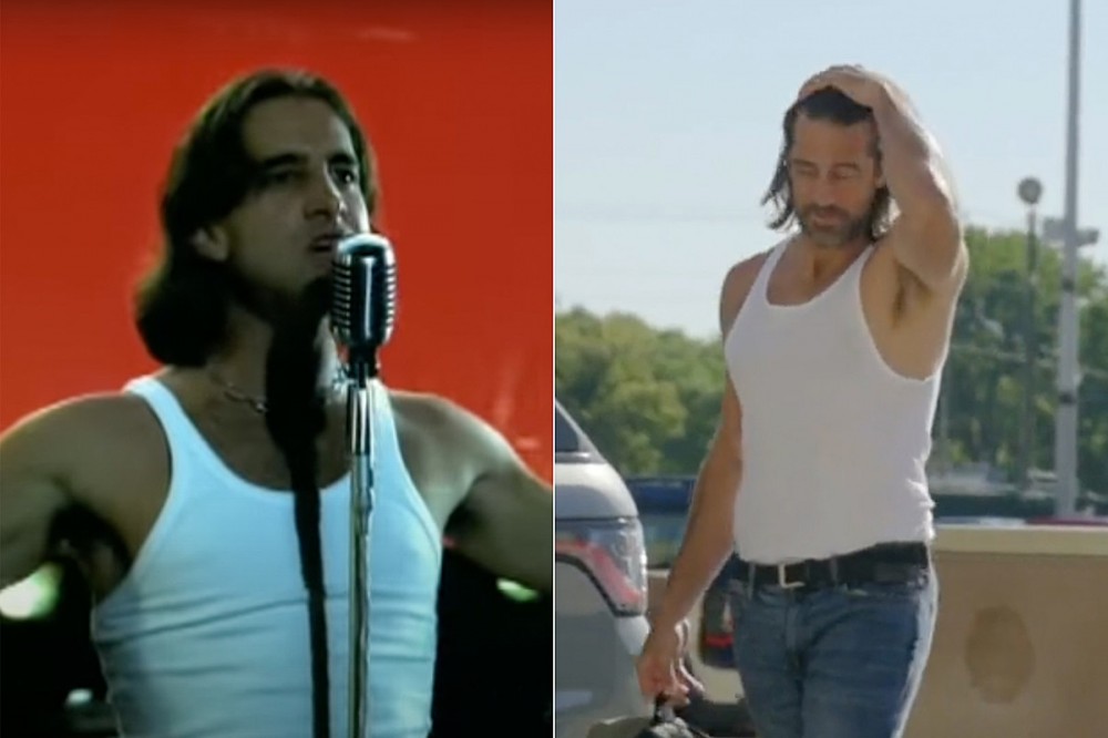 Twitter Compares Viral Aaron Rodgers Look to Creed’s Scott Stapp Twitter Compares Viral Aaron Rodgers Look to Creed’s Scott Stapp