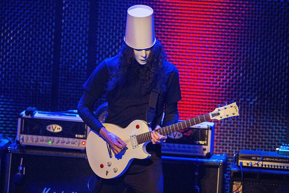 10 of Buckethead’s Most Prized Guitars Have Been Stolen 10 of Buckethead’s Most Prized Guitars Have Been Stolen