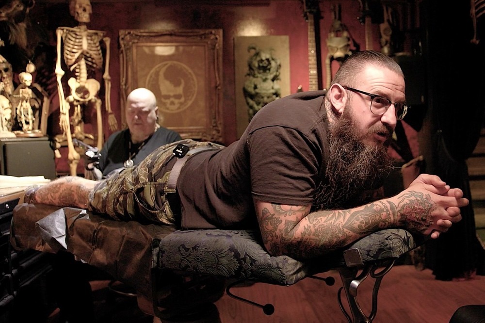 Watch Brody King (AEW / God’s Hate) Get Tattooed by Paul Booth Watch Brody King (AEW / God’s Hate) Get Tattooed by Paul Booth