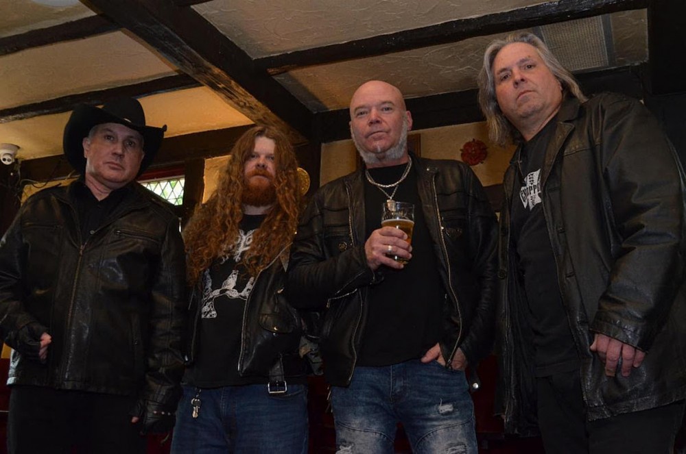 Canadian Thrashers Razor Return With New Song + First Album in 25 Years Canadian Thrashers Razor Return With New Song + First Album in 25 Years