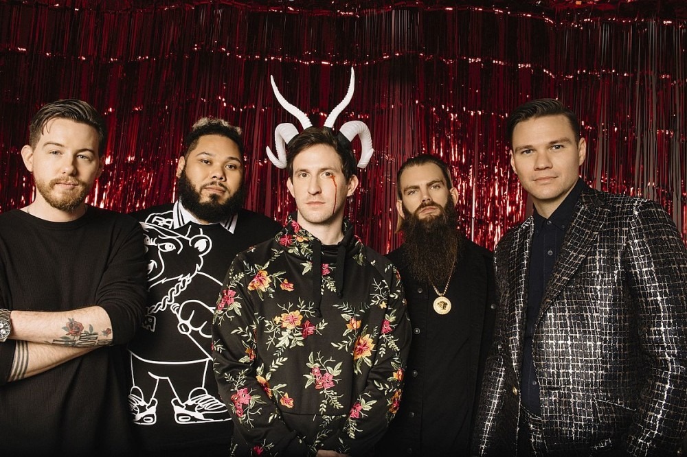 Dance Gavin Dance Debut in Billboard Top 10 Amid Controversy, Fans React Dance Gavin Dance Debut in Billboard Top 10 Amid Controversy, Fans React