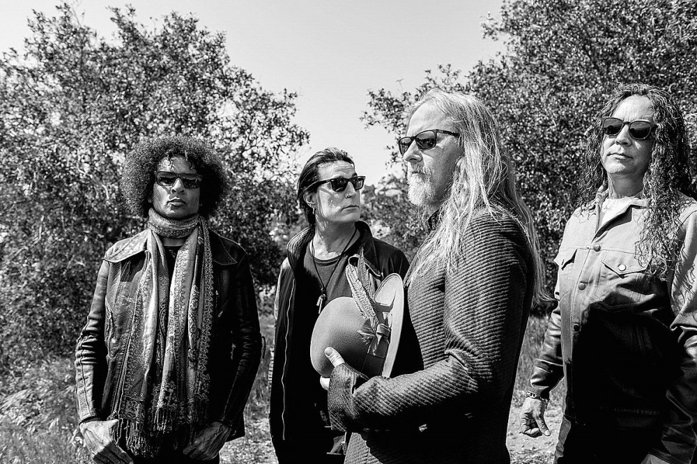 Alice in Chains Rehearsal Set Contains Song Not Played Since 1991 + Other Deep Cuts