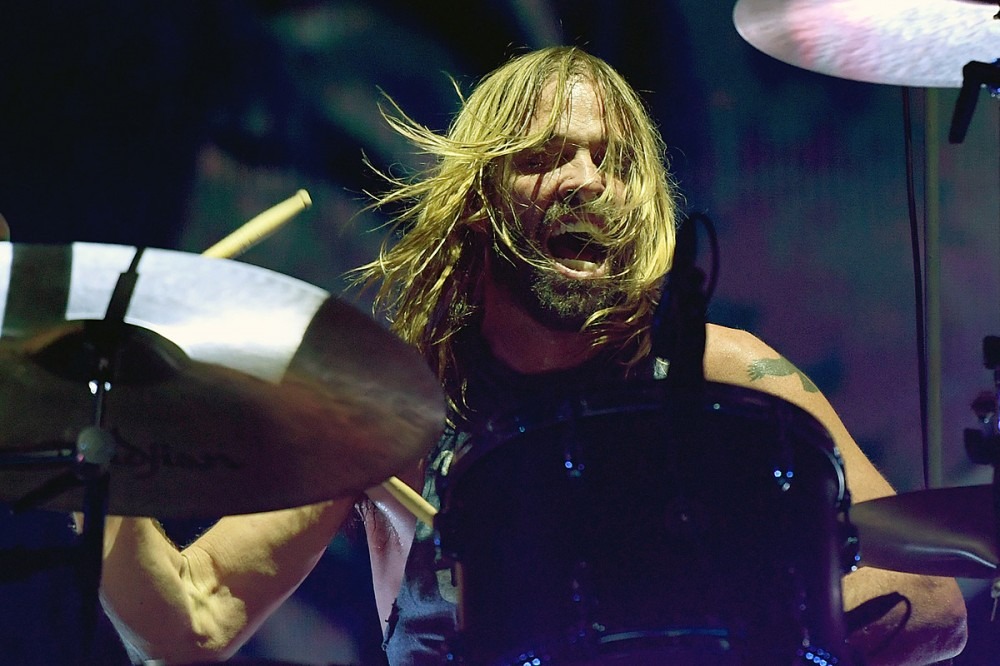 Livestream of Taylor Hawkins Tribute Concert Announced – How + Where You Can Watch Livestream of Taylor Hawkins Tribute Concert Announced – How + Where You Can Watch