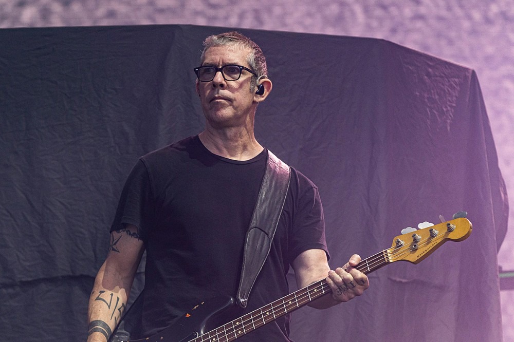 Has Bassist Eric Avery Returned to Jane’s Addiction? Has Bassist Eric Avery Returned to Jane’s Addiction?
