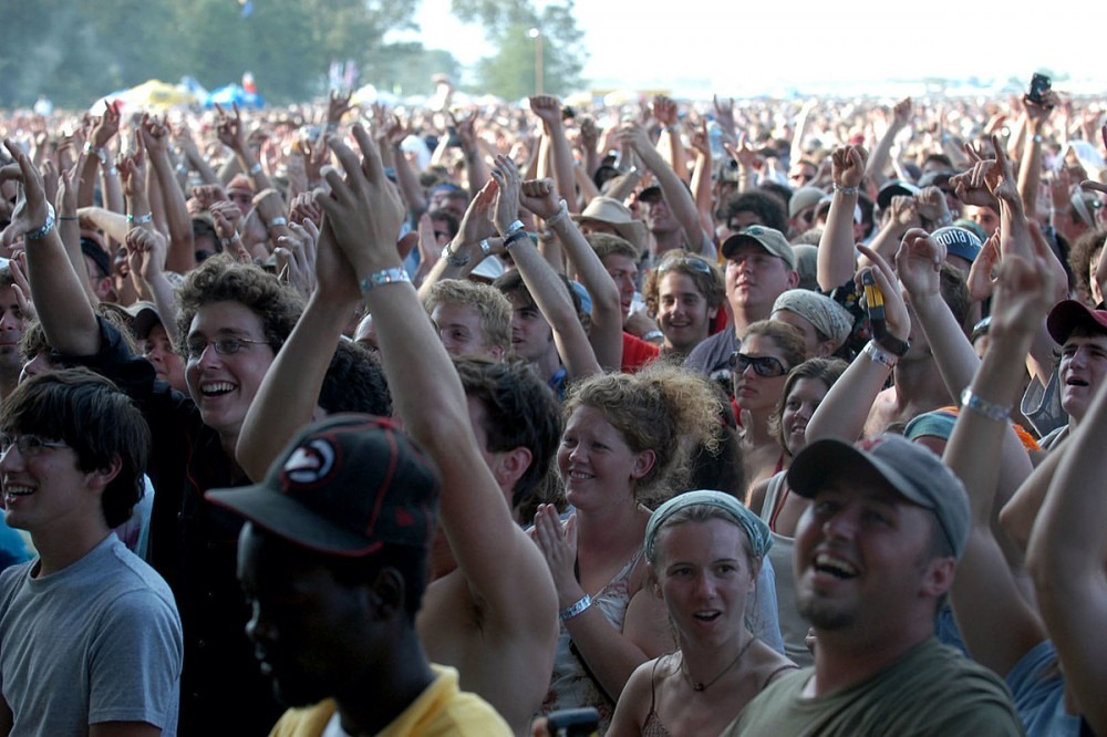 Sacred Rose Festival Concertgoers Report Thousands in Fraudulent Charges Sacred Rose Festival Concertgoers Report Thousands in Fraudulent Charges