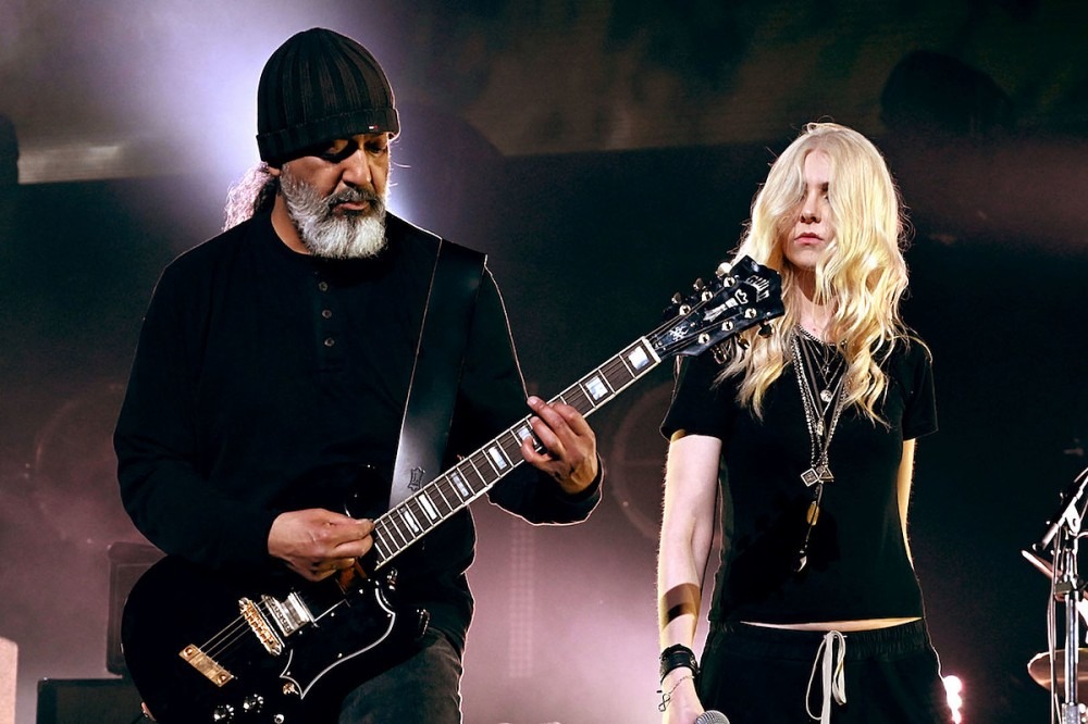 See Soundgarden’s Kim Thayil Perform With The Pretty Reckless in Seattle