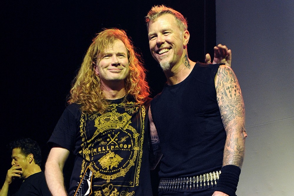 Mustaine Says He Texted Hetfield About the Metallica Singer’s Insecurity Onstage Mustaine Says He Texted Hetfield About the Metallica Singer’s Insecurity Onstage