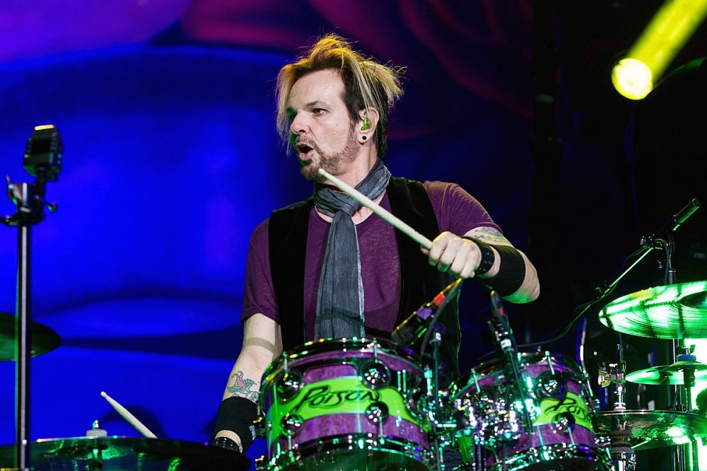 Rikki Rockett + Wife Enlist Help From Police to Catch Person Scamming Poison Fans
