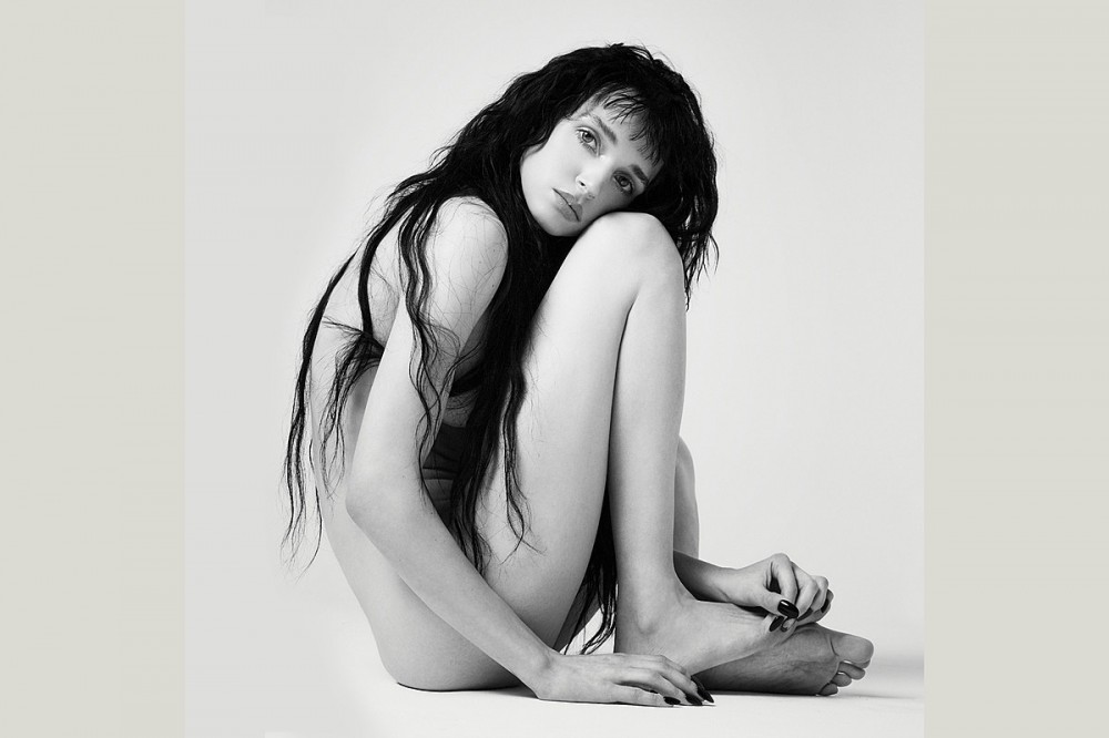 Poppy Goes Punky With New Song ‘FYB,’ Announces ‘Stagger’ EP Poppy Goes Punky With New Song ‘FYB,’ Announces ‘Stagger’ EP