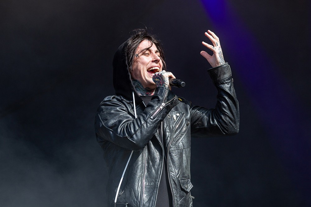 Falling in Reverse Pull Out of Festival After Their Laptops Go Missing Falling in Reverse Pull Out of Festival After Their Laptops Go Missing
