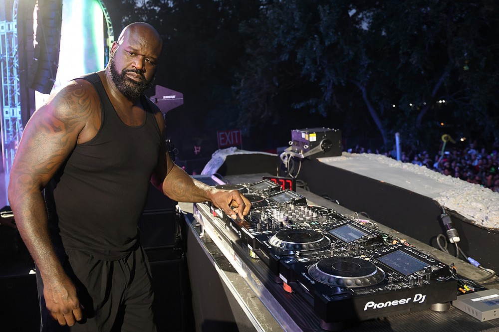 Shaq Tried to Break Guinness World Record for Biggest Mosh Pit