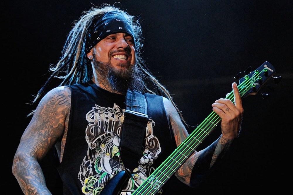 Fieldy Updates Fans, Expressing Love for Korn and Clarifying ‘Bad Habits’ Statement